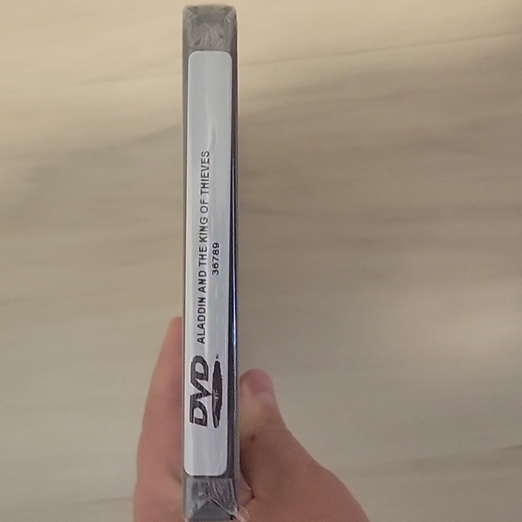 4 unopened Disney DVDs - Picture 8 of 12